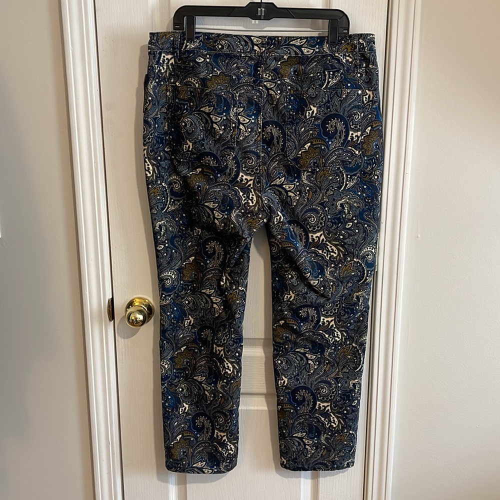 Printed Column Jean - Picture 3 of 6